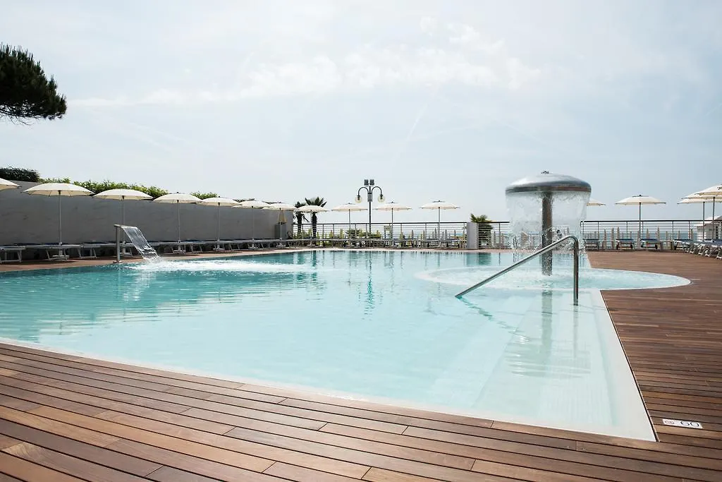לידו די ג'סולו Hotel Cambridge לידו די ג'סולו