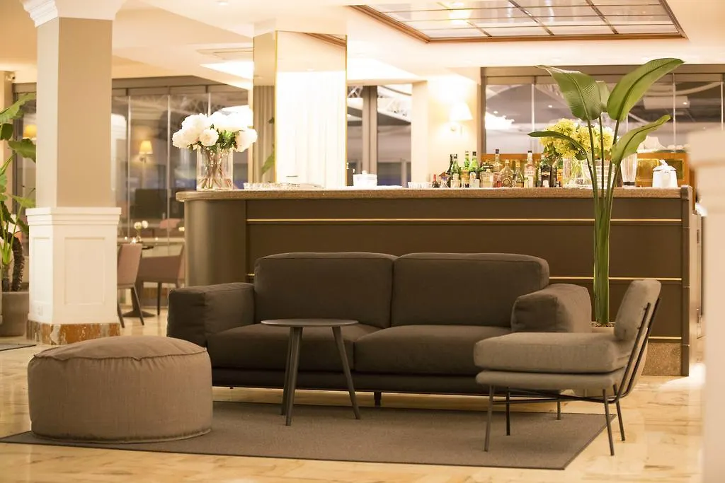לידו די ג'סולו Hotel Cambridge 4*, לידו די ג'סולו