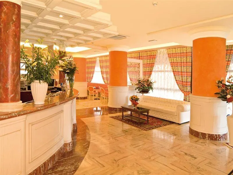 לידו די ג'סולו Hotel Cambridge